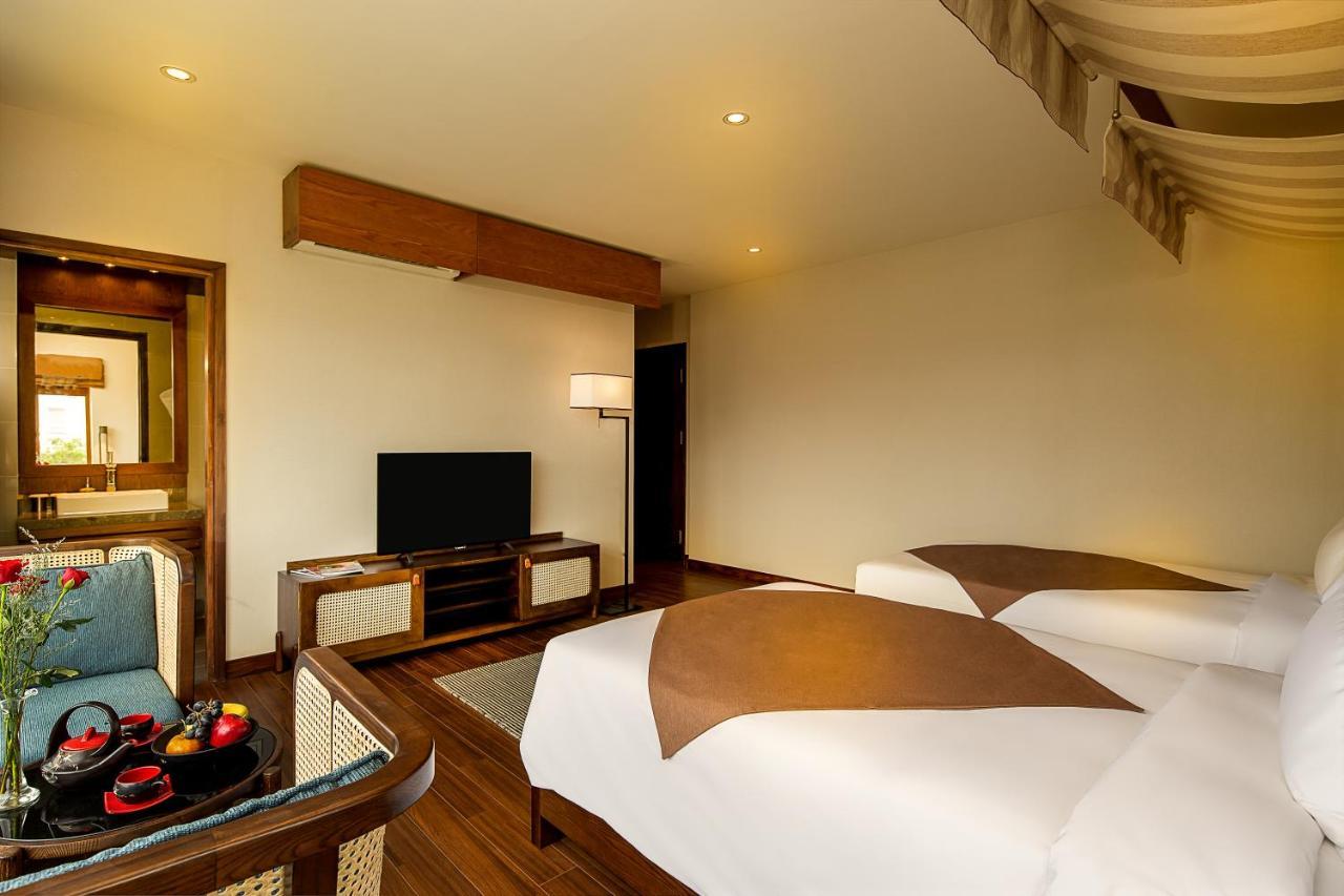 Hotel The Blossom Ocean Front & Hoi An