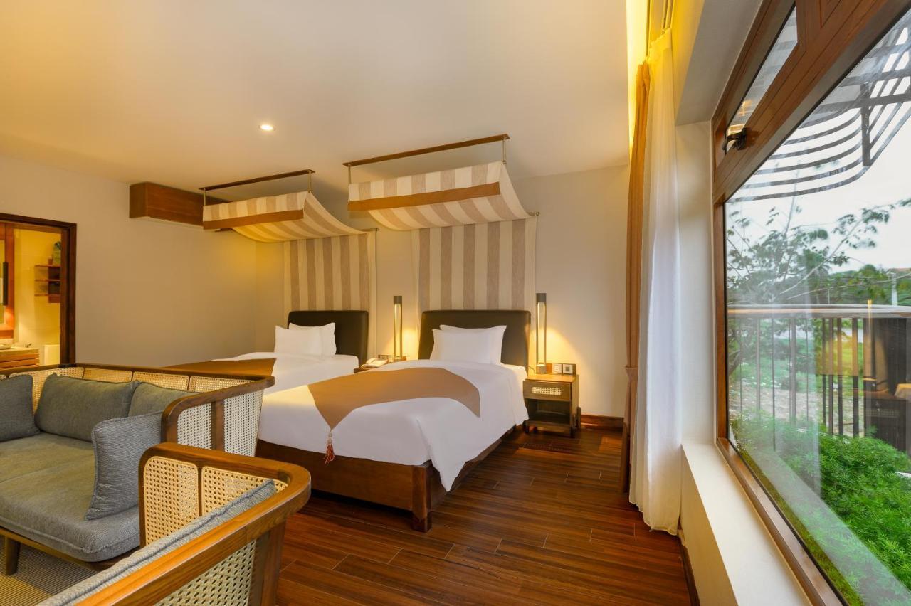 The Blossom Ocean Front & Hotel 4*