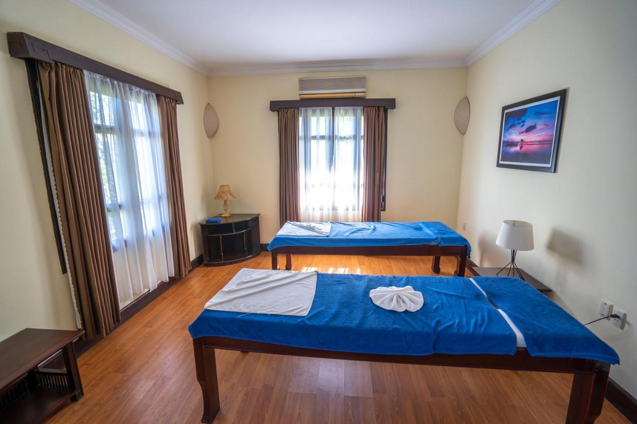 Riverside & Resort 4*