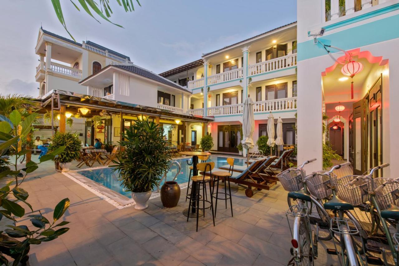 Estuary Hotel