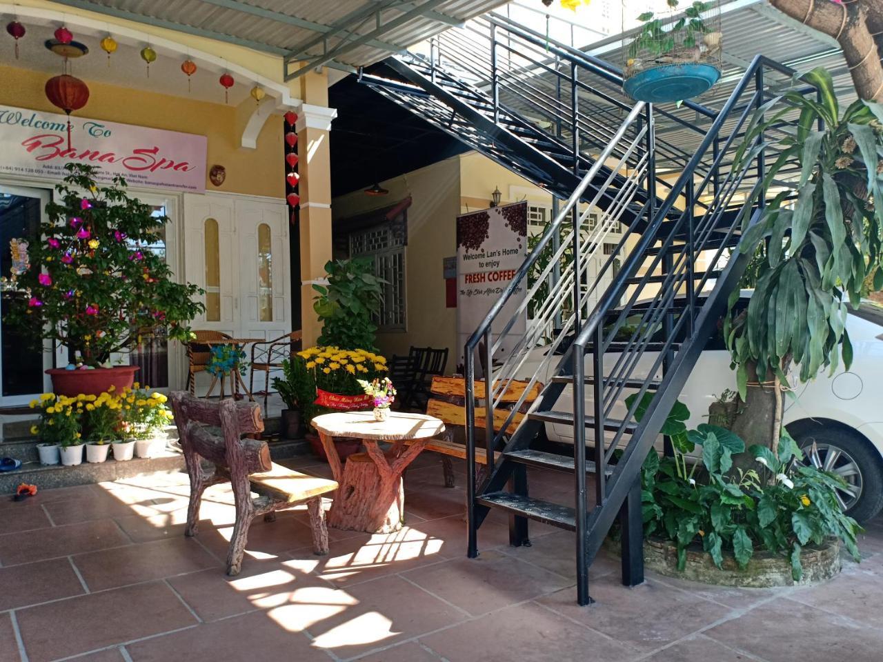 Bana & Bed & Breakfast 2*