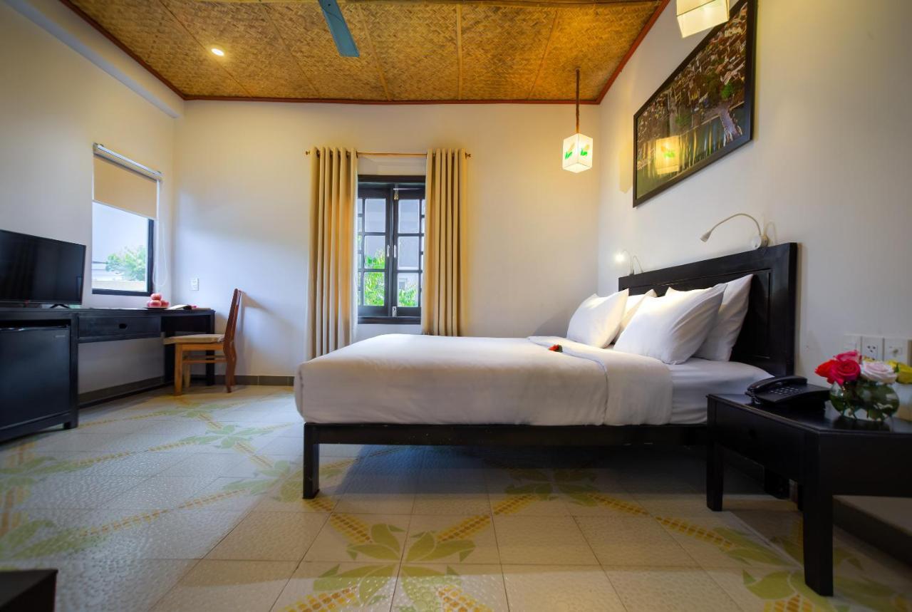 Villa Corn Riverside *