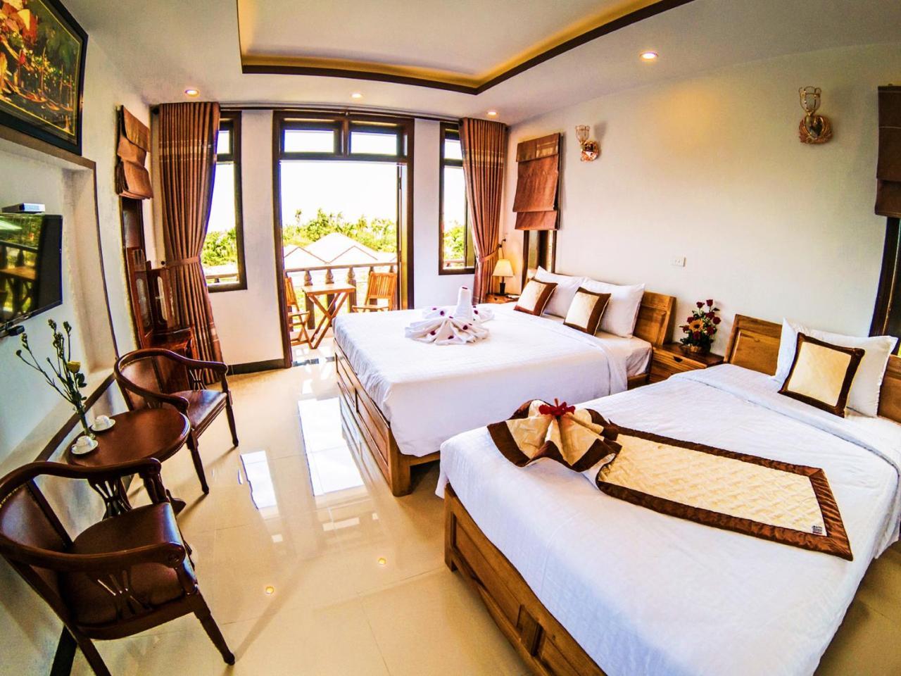 Cam Thanh Village *