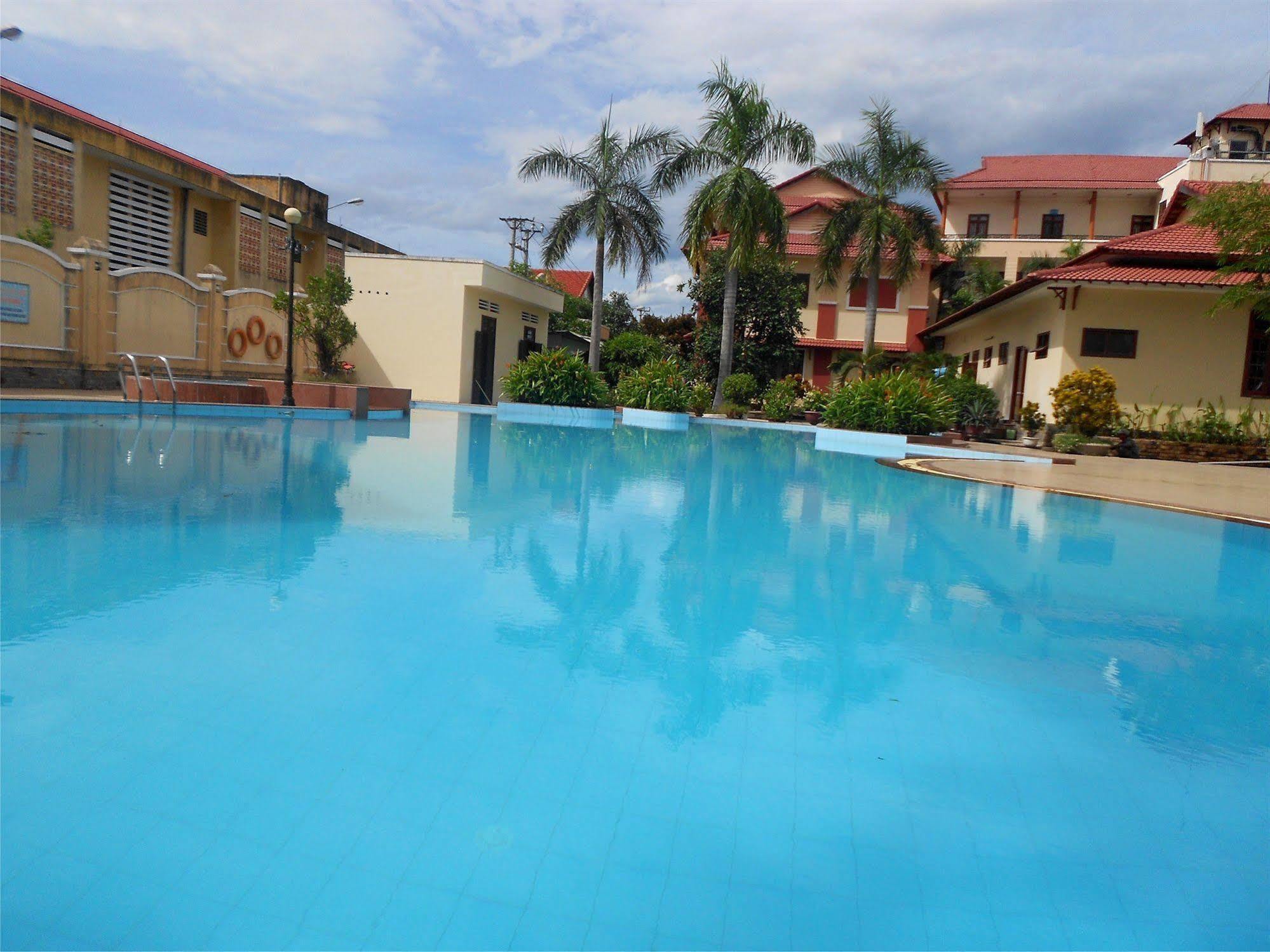 Bach Dang Hotel 3*