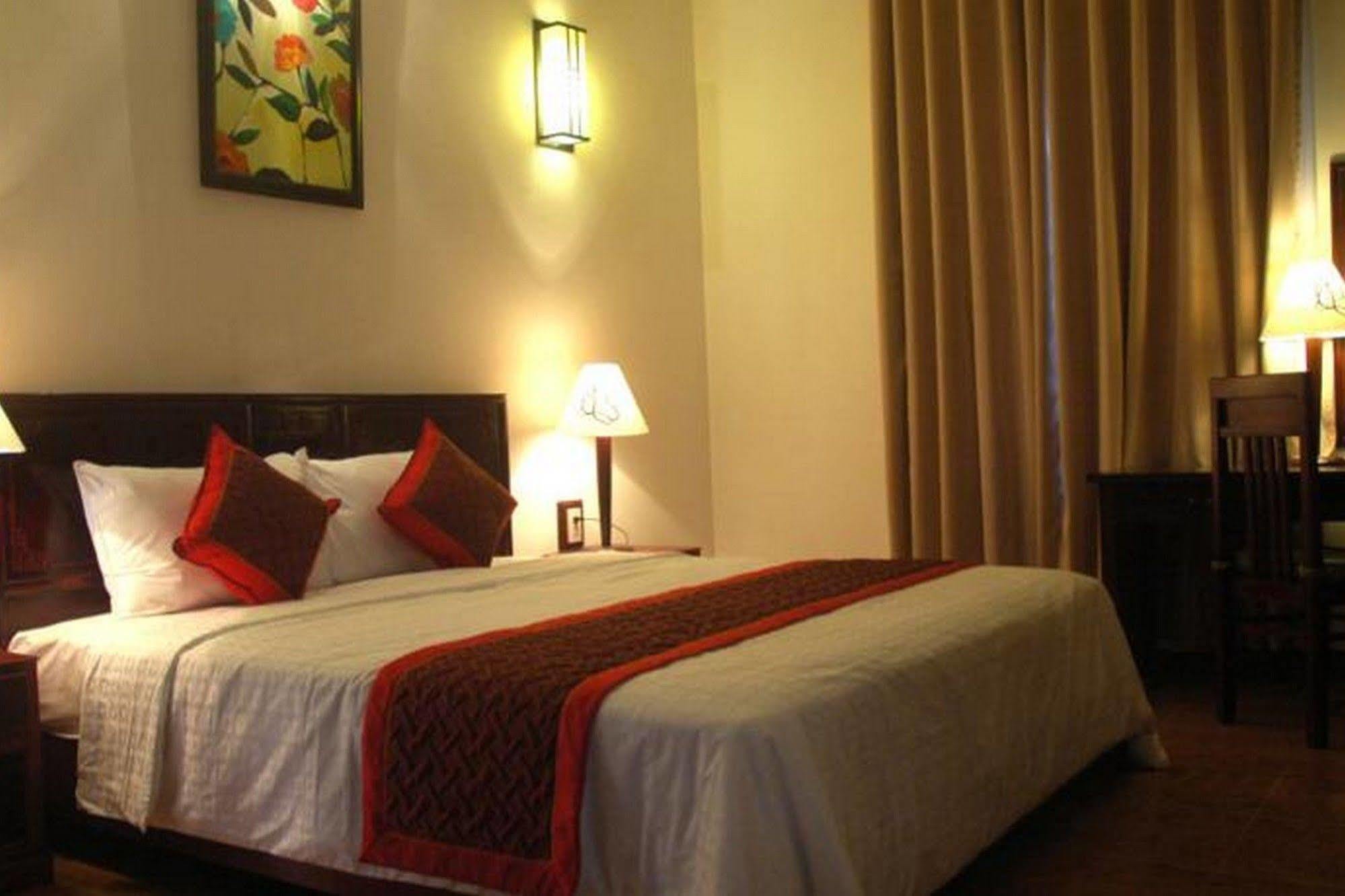 Biệt thự Sân Vườn
