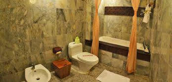 Vinh Hung Heritage Hotel 2*