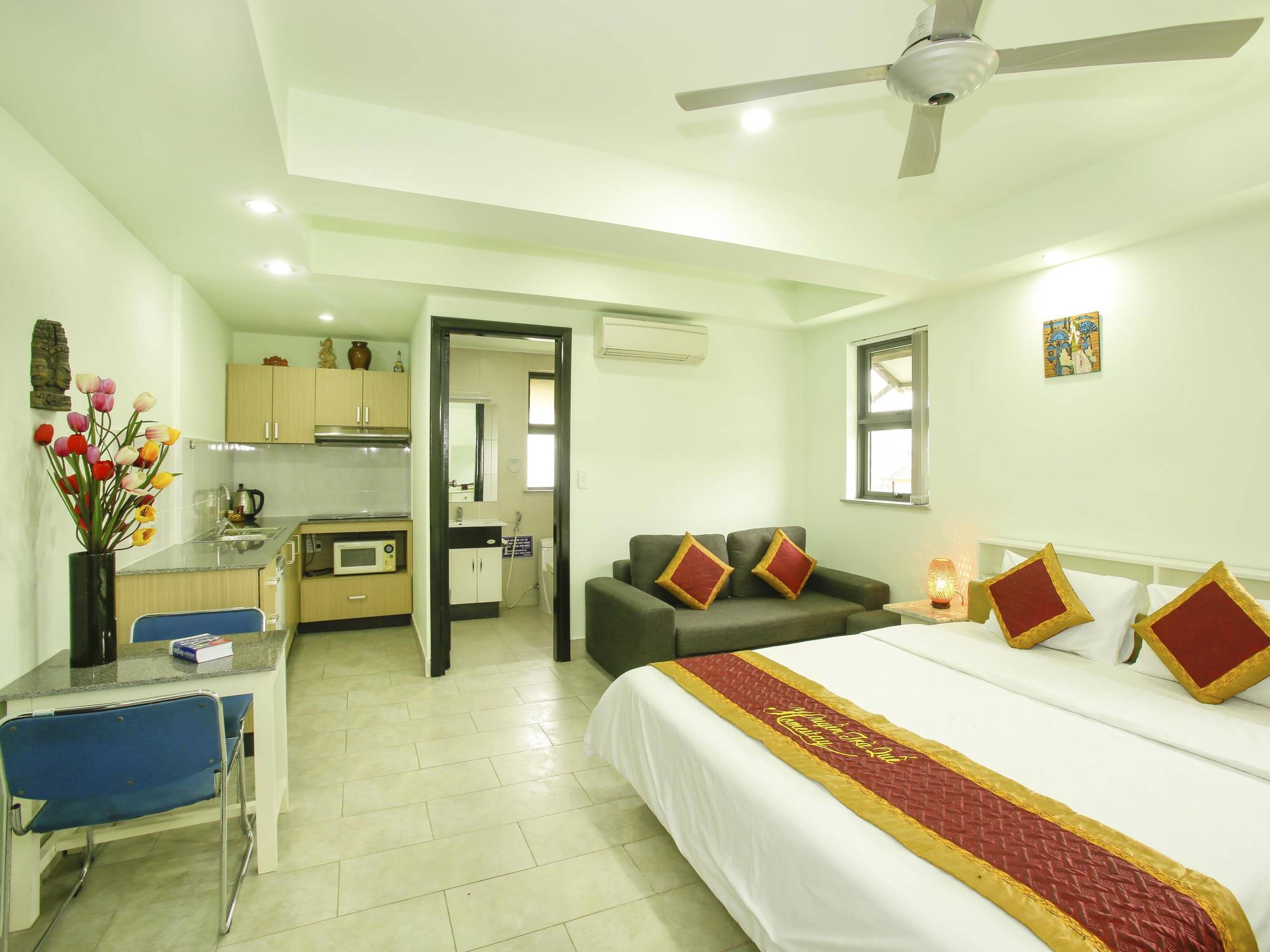 Huyen Tra Que Hotel