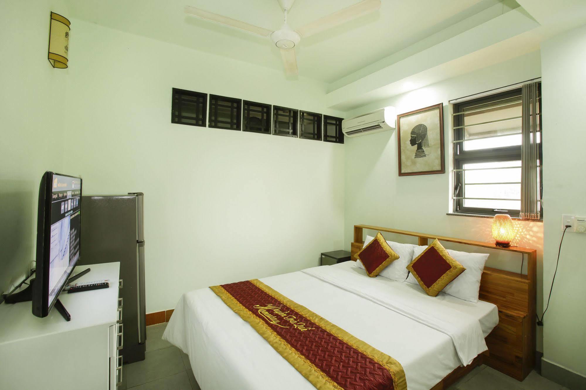 Hotel Huyen Tra Que