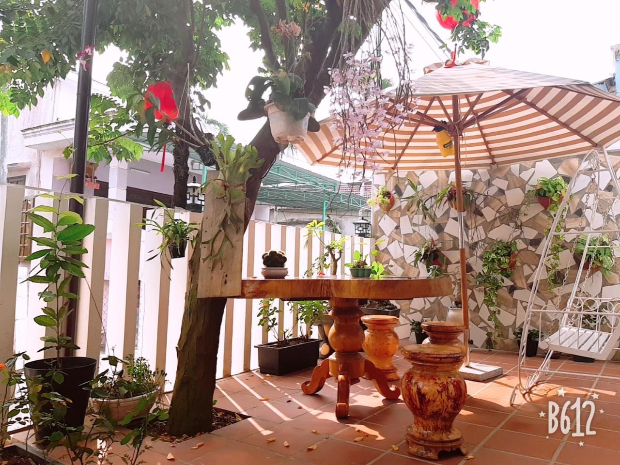 Nhu Y Homestay *