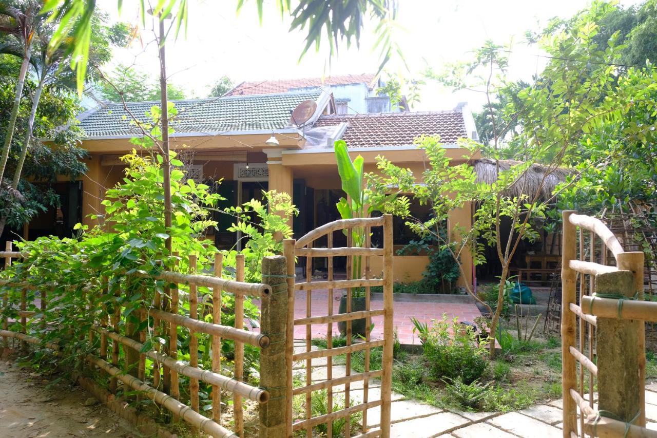 Yen Homestay & Vegan Macrobiotic Homestay