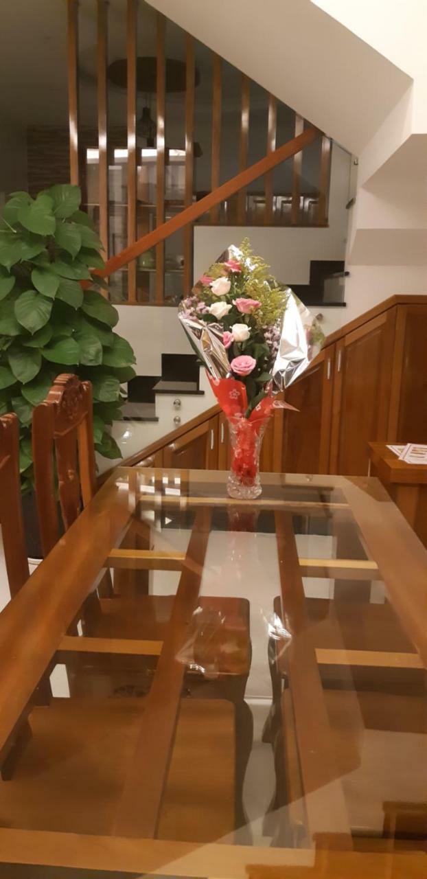 Nhu Y Homestay