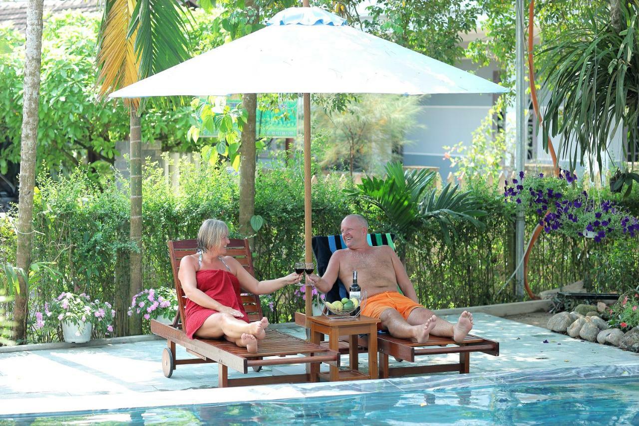 Tropical Garden & Pool Villa