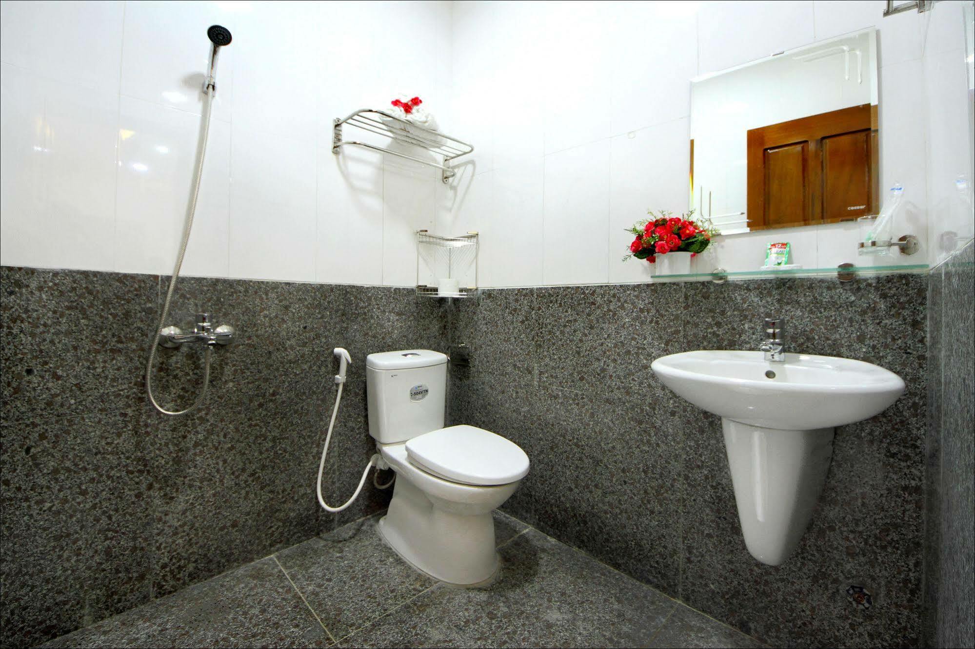 Channel Homestay *