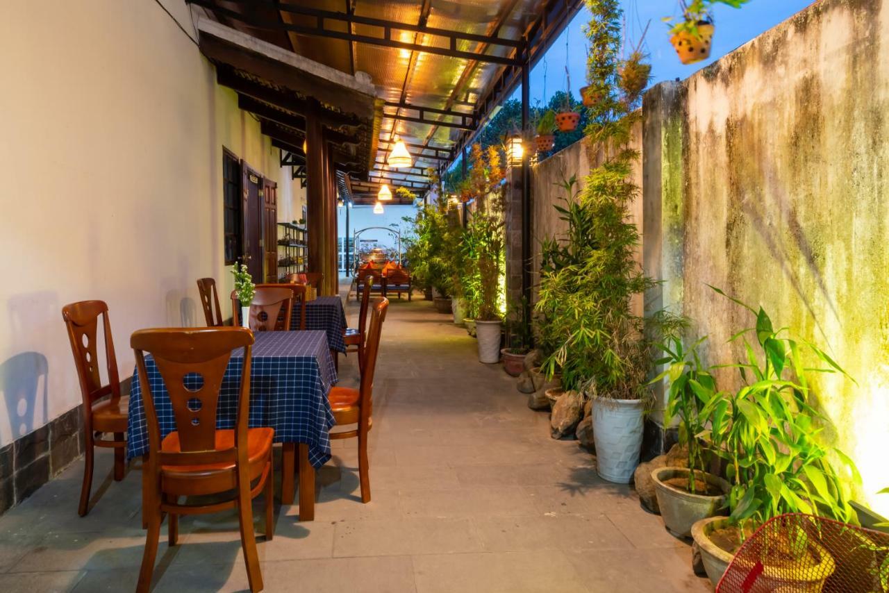 Vivi & Coffee Hoian Homestay