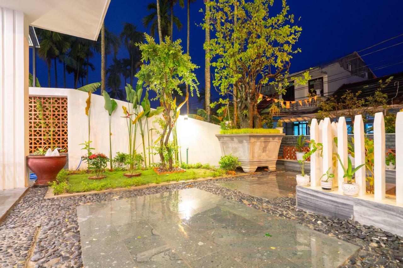 Villa Grace River