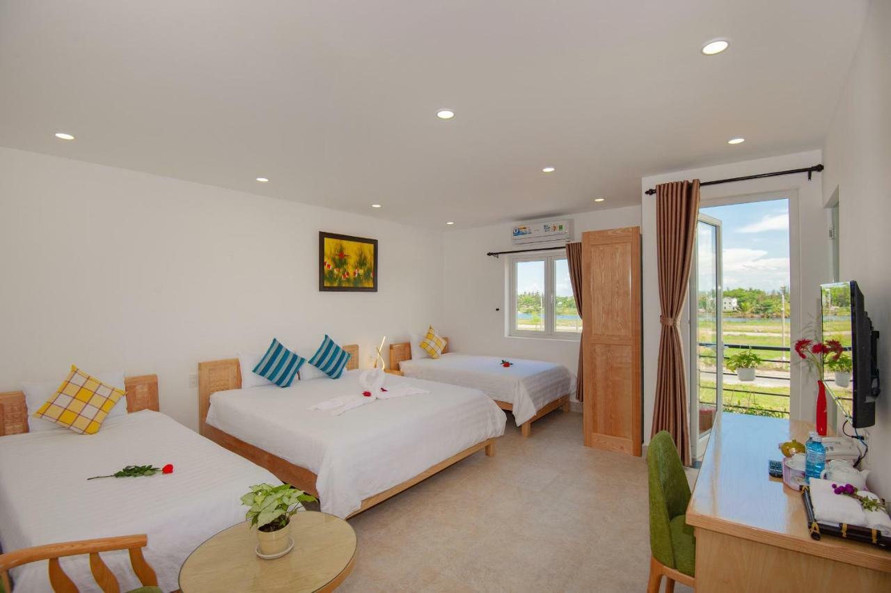 Yellow Daisy Villa *