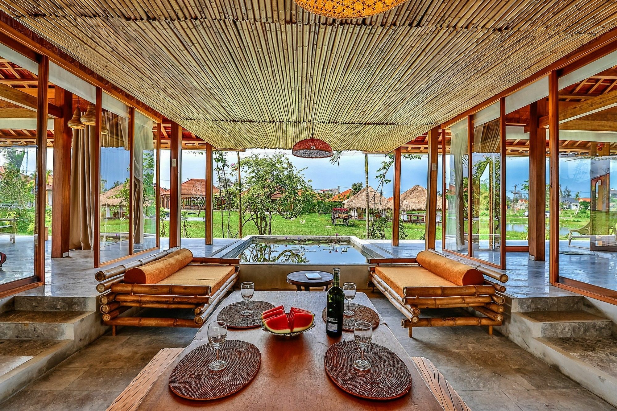 Allamanda Estate Hotel 4*