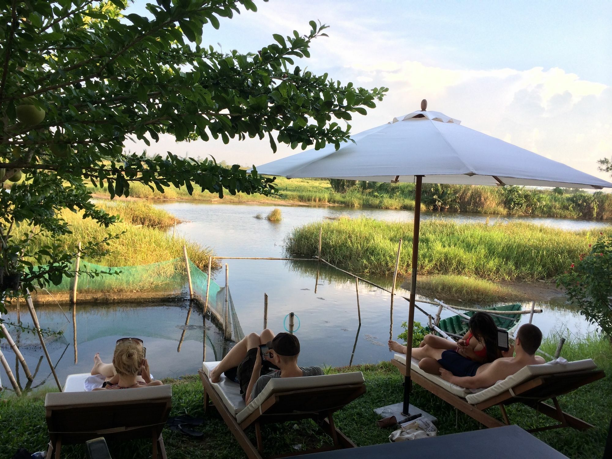 Villa Riverside Impression *