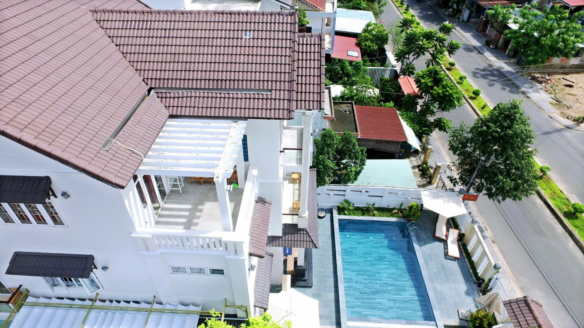 Villa Well-to-do *