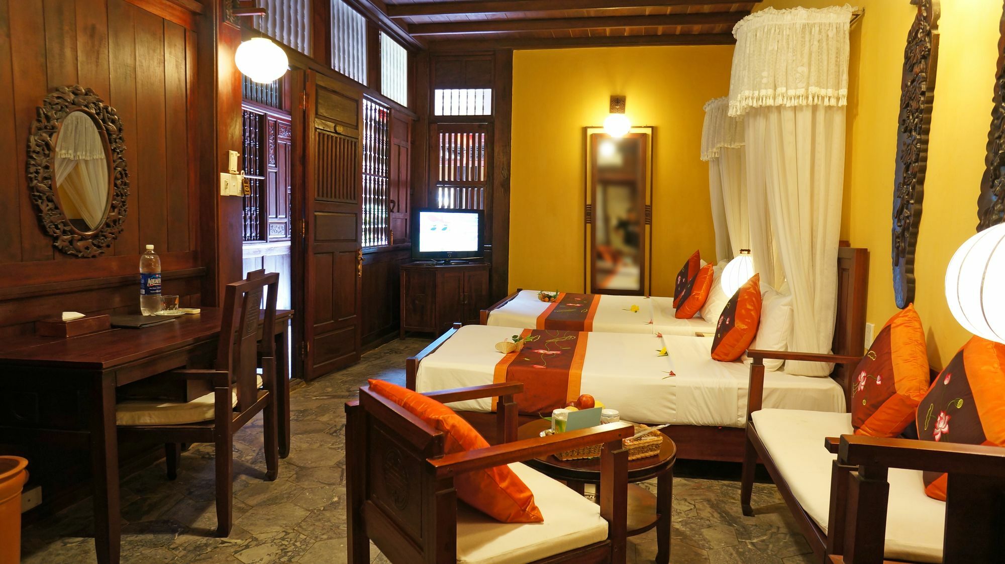 Hotel Vinh Hung Heritage