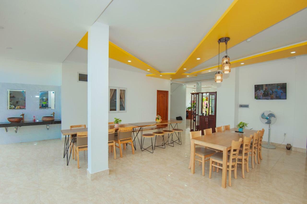Villa Yellow Daisy *