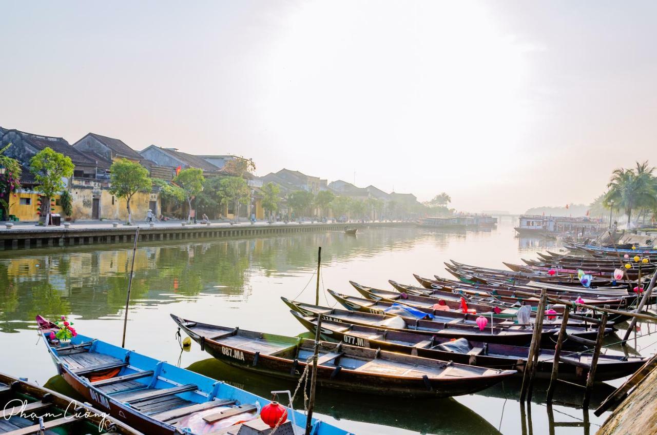 Papa Hoi An