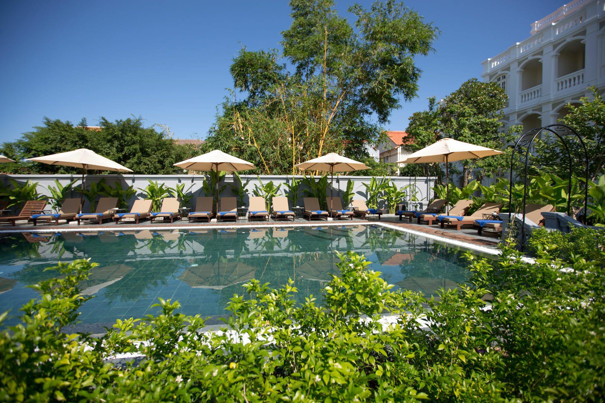 Garden Palace And - A Boutique Inspired By Nature Resort Hoi An