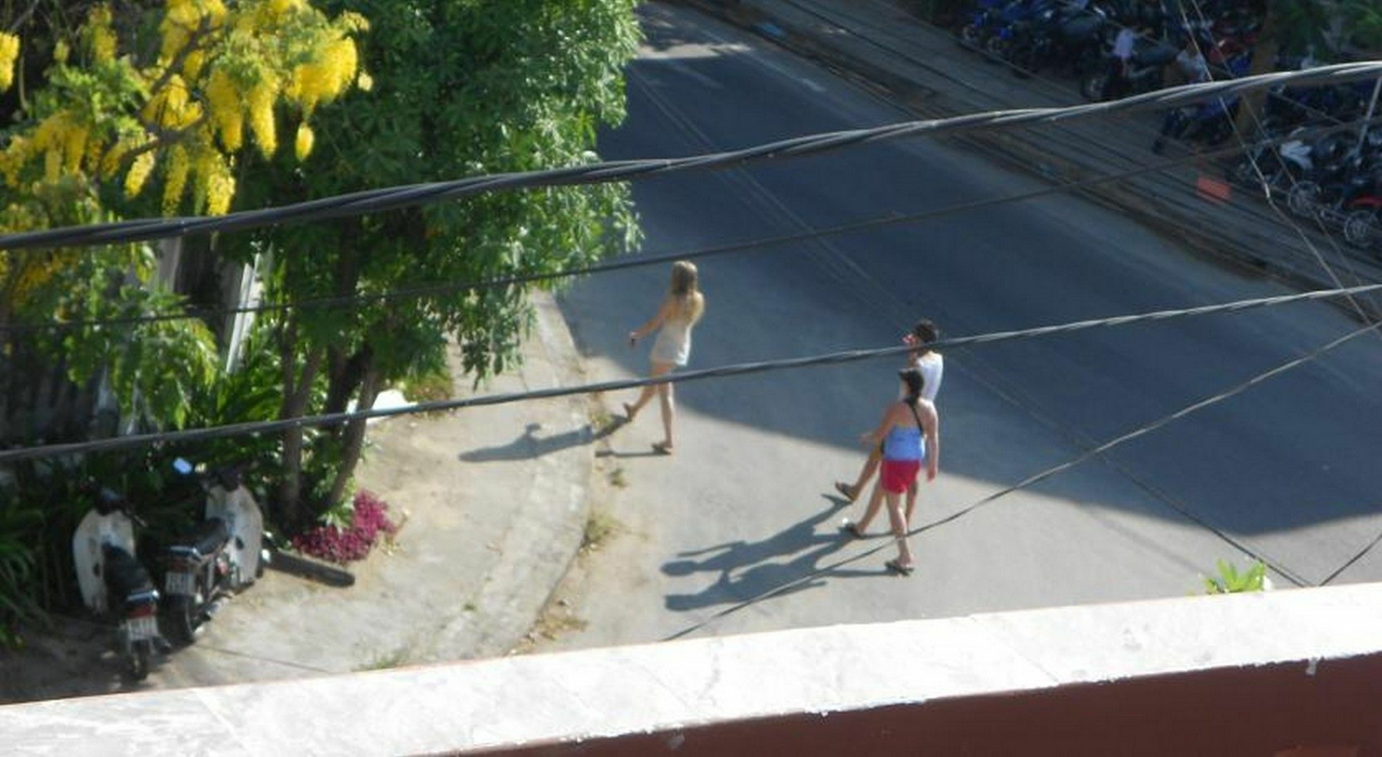 Center *