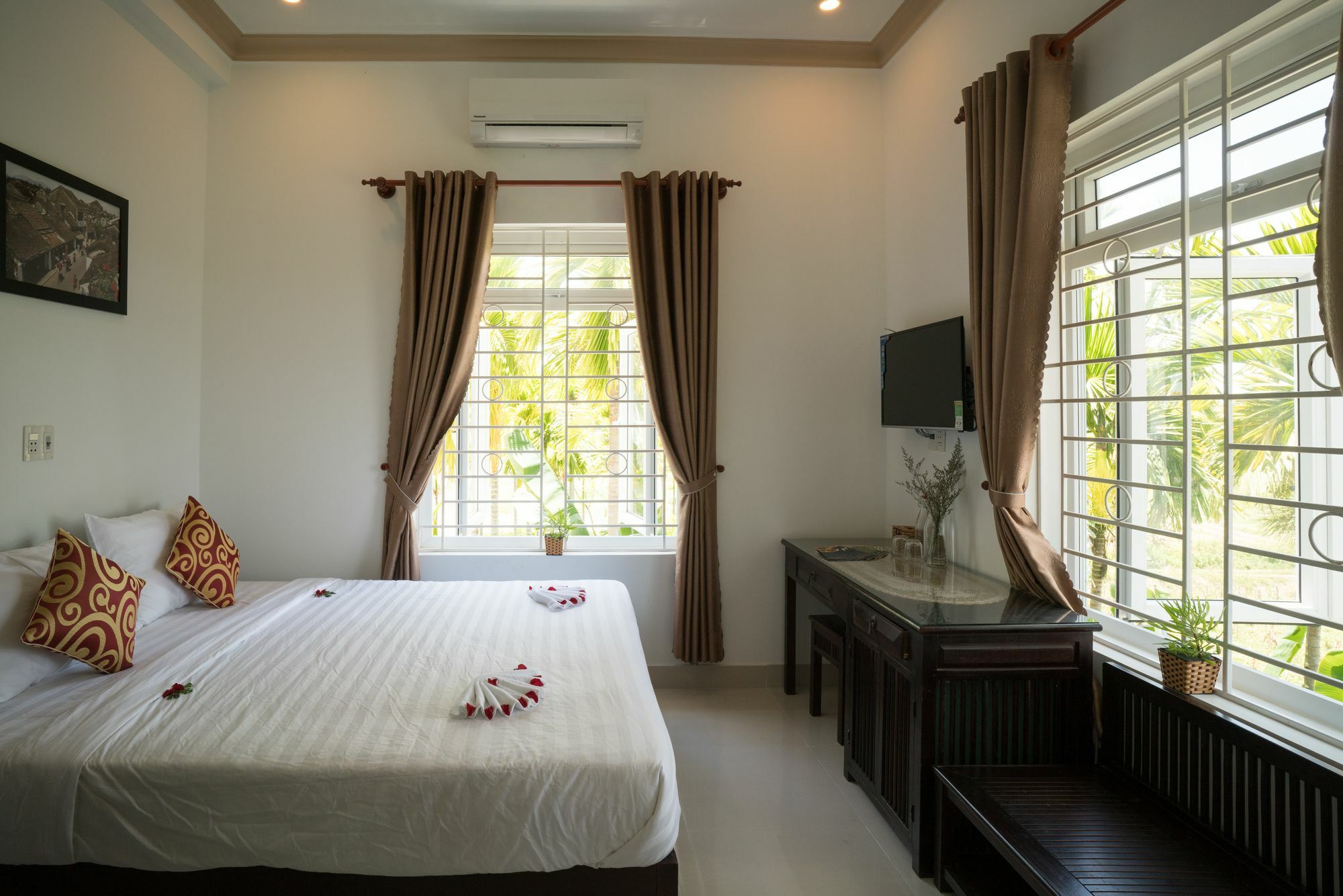 River Field Homestay