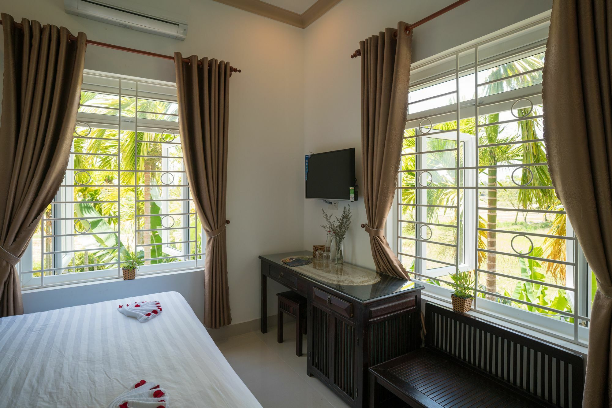 Homestay River Field Hoi An