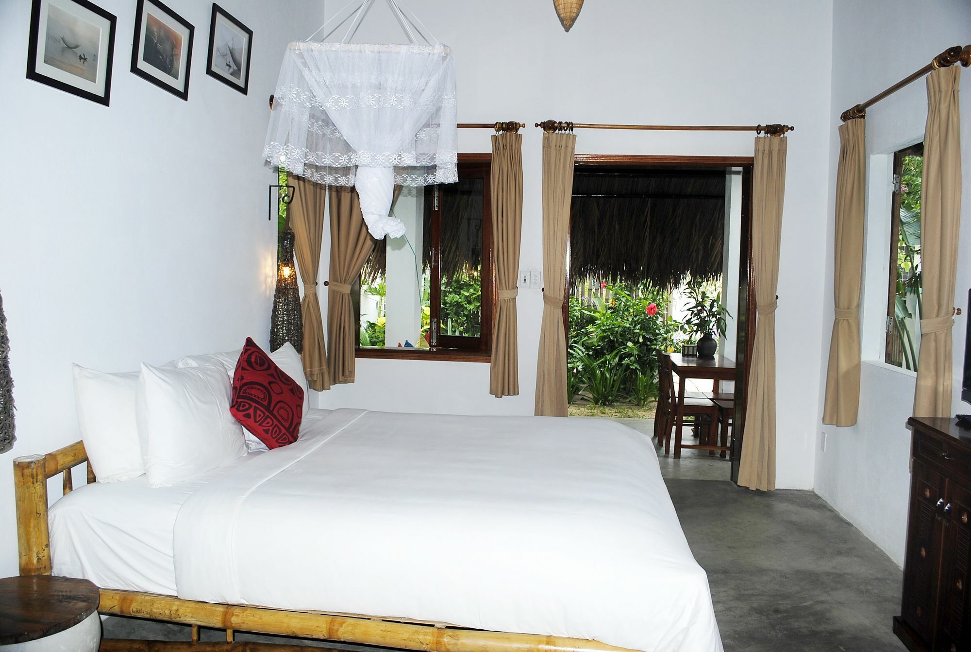 Homestay An Bang Little Family *