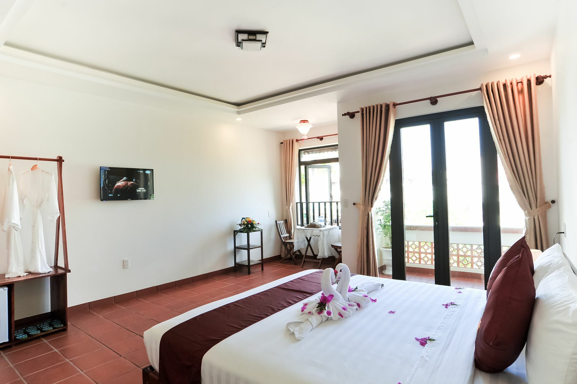 Thanh Tay Homestay *