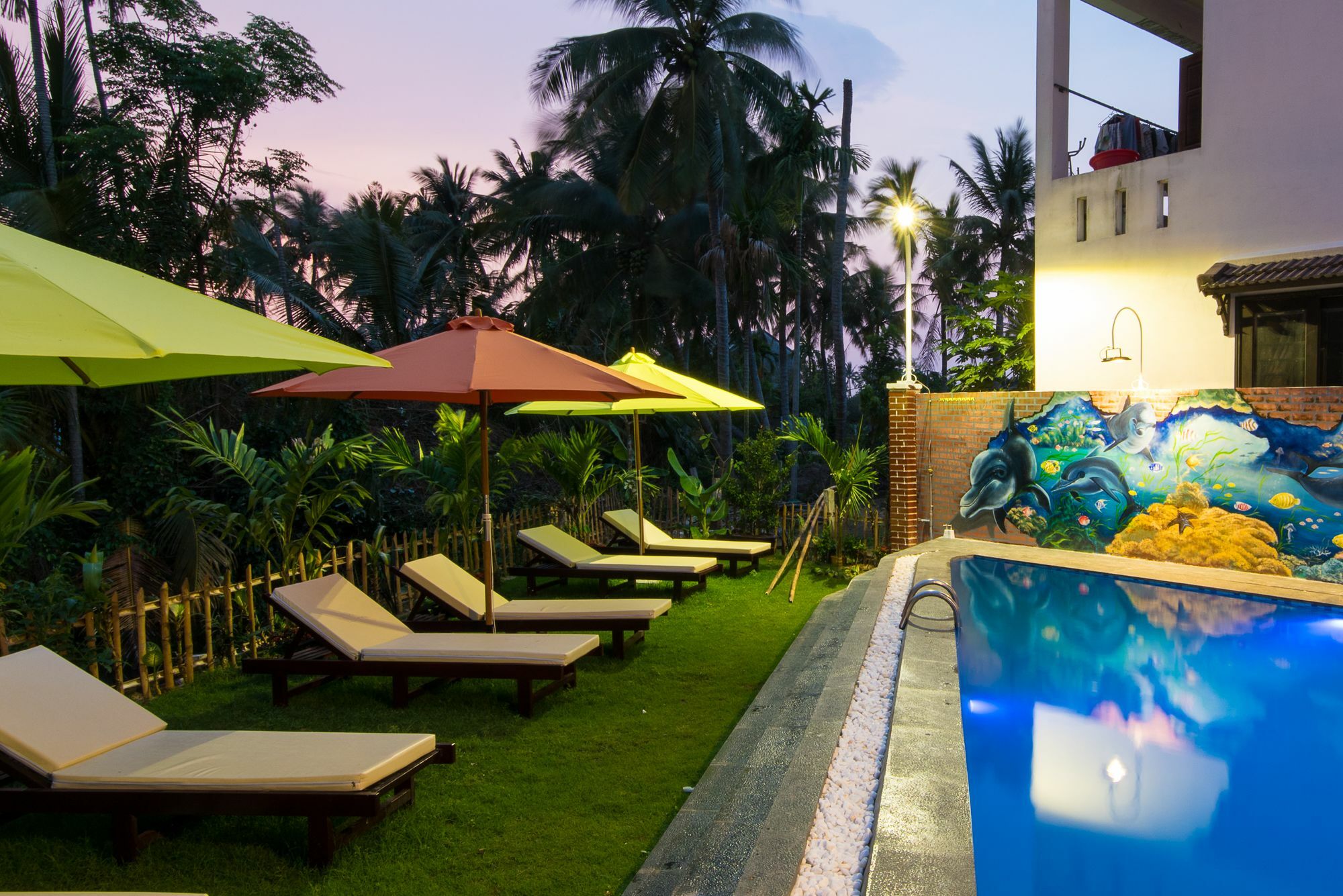 Vinh Trinh Villa *