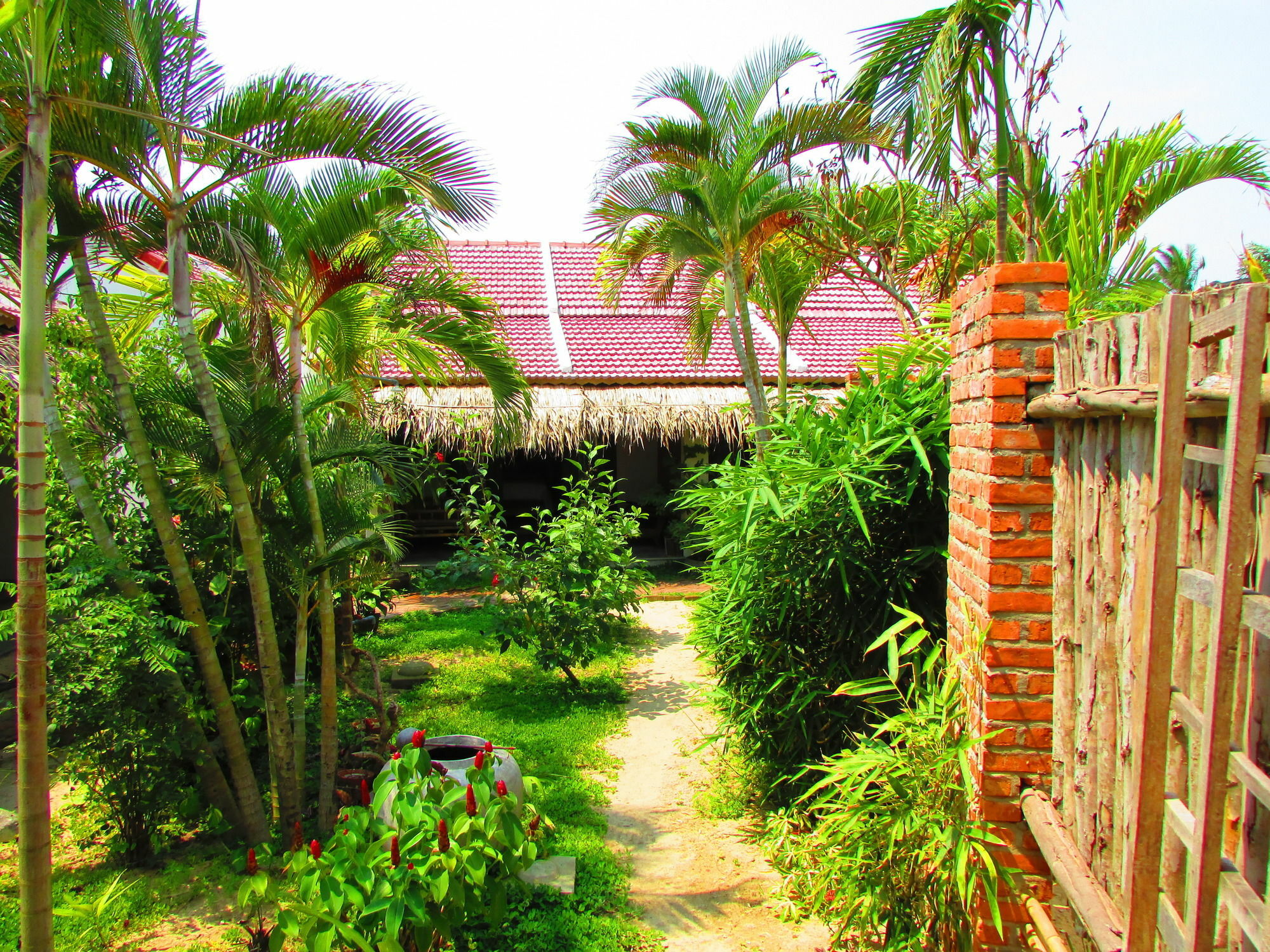 Red Flower Homestay