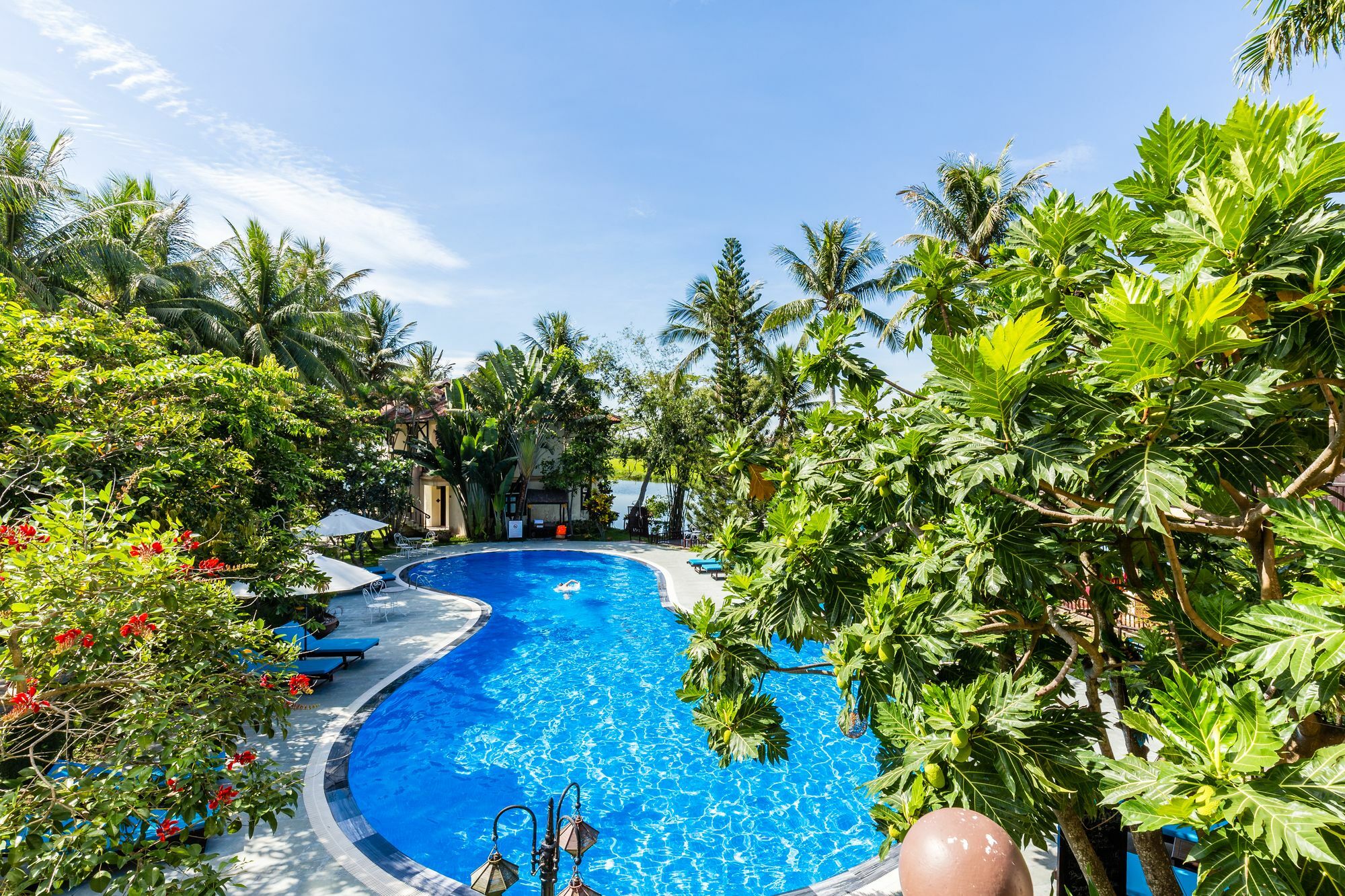 Riverside & Resort