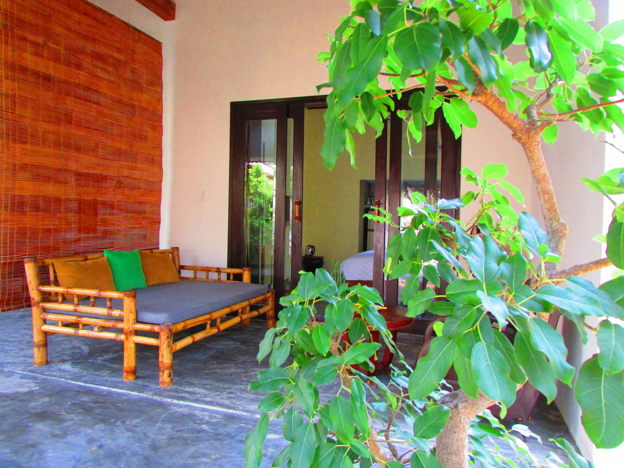 Red Flower Homestay