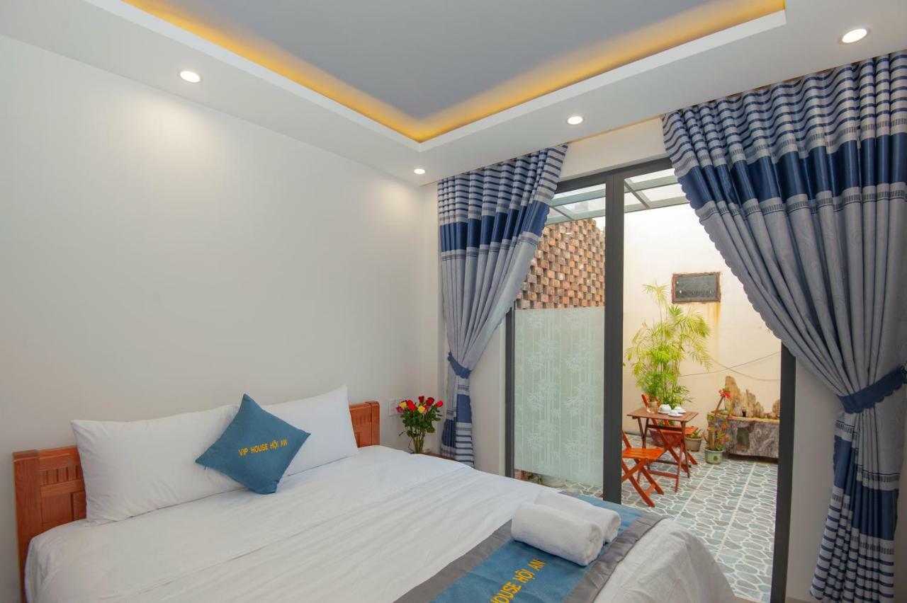 Vip House