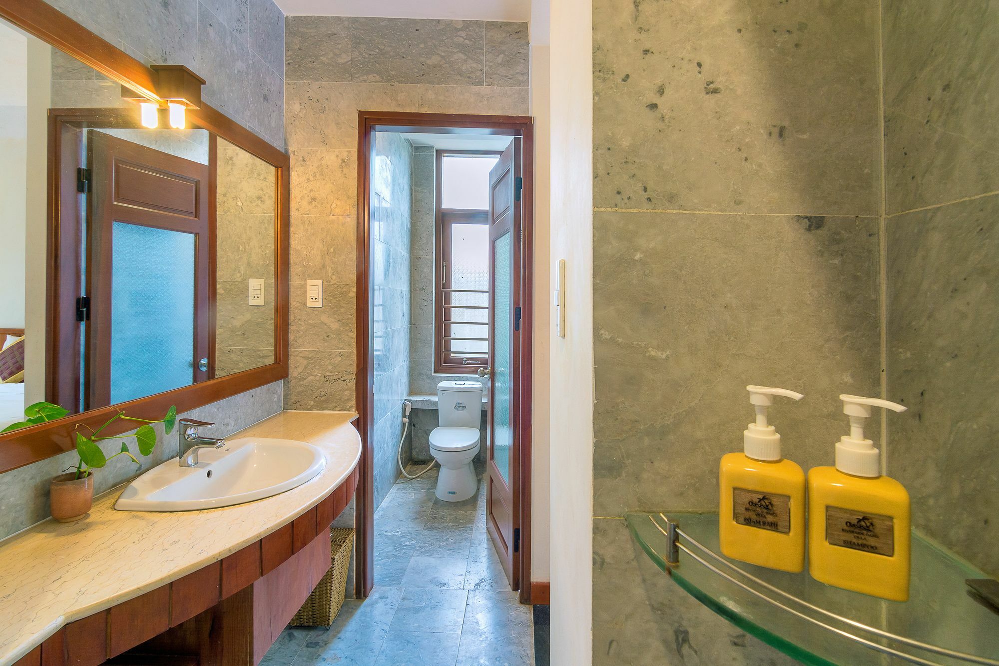 Village Riverside Boutique 3*