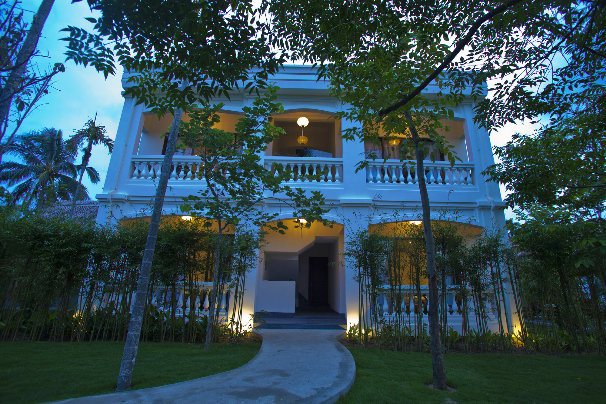Palm View Hotel