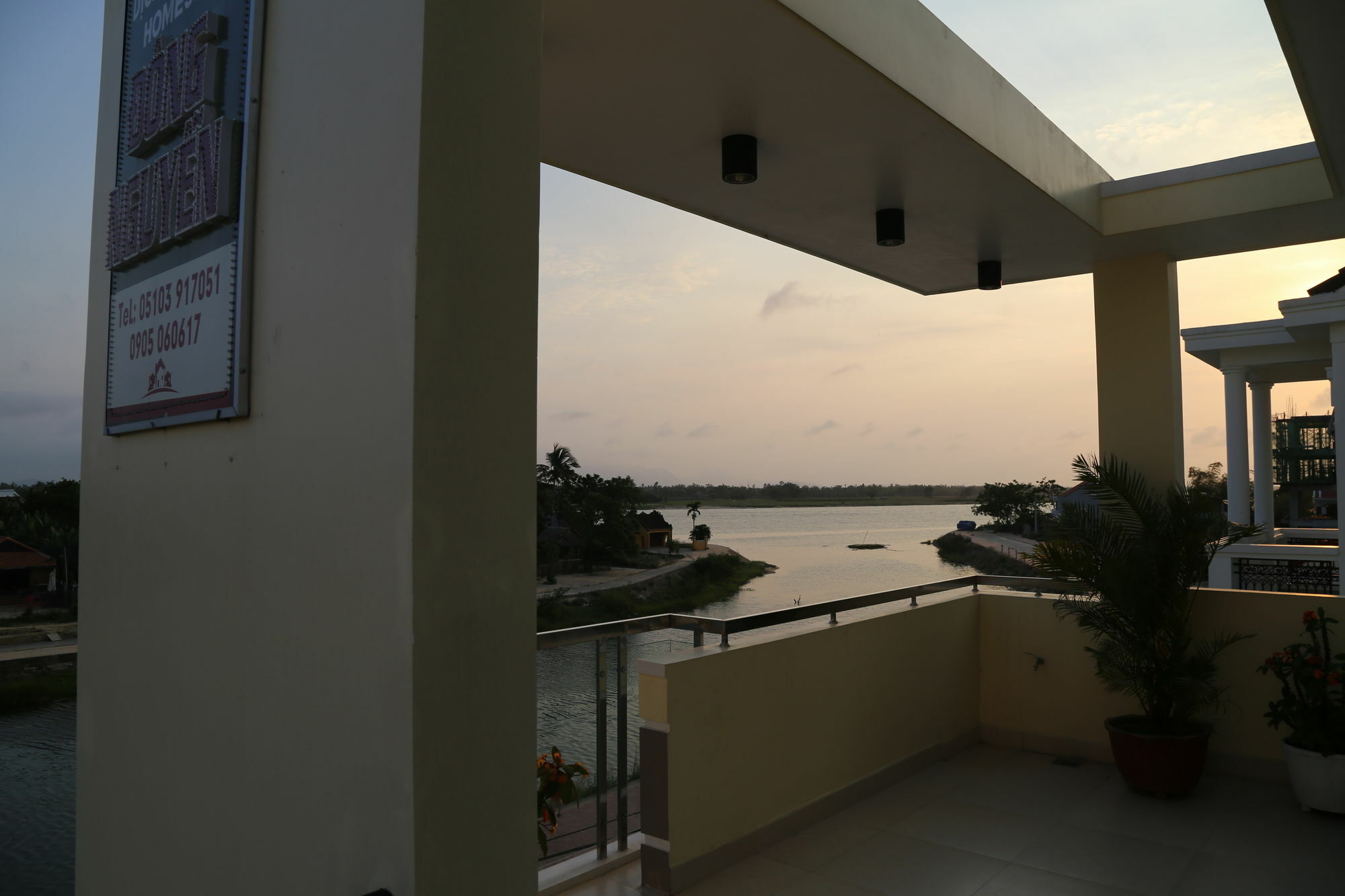 Dong Nguyen Riverside *