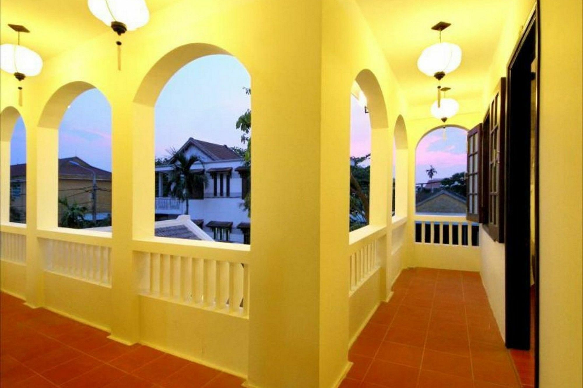 Hop Y Homestay *