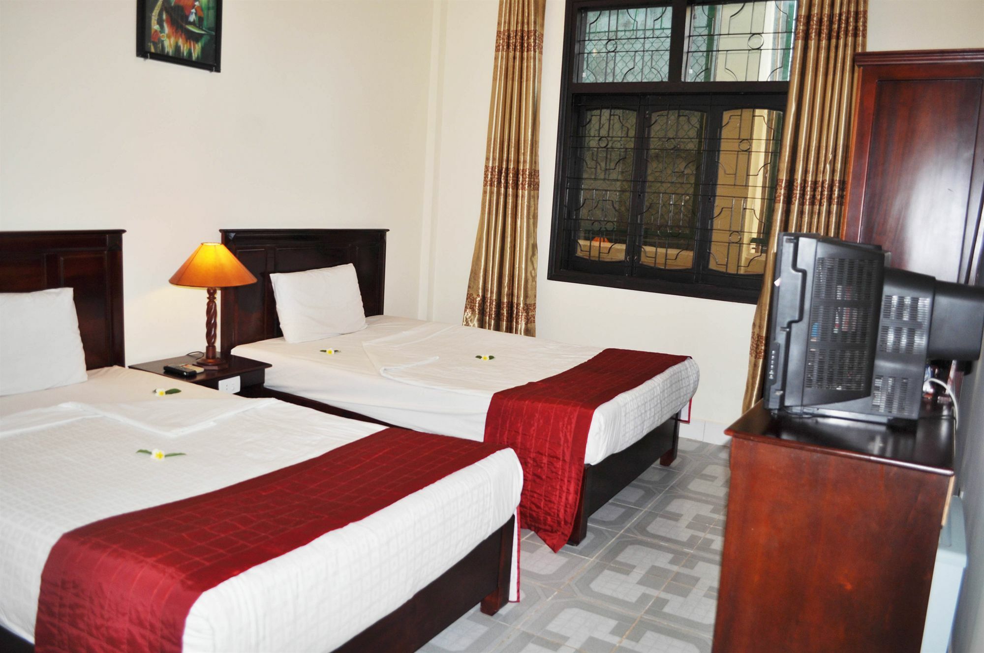 Nostalgia And Hotel Hoi An