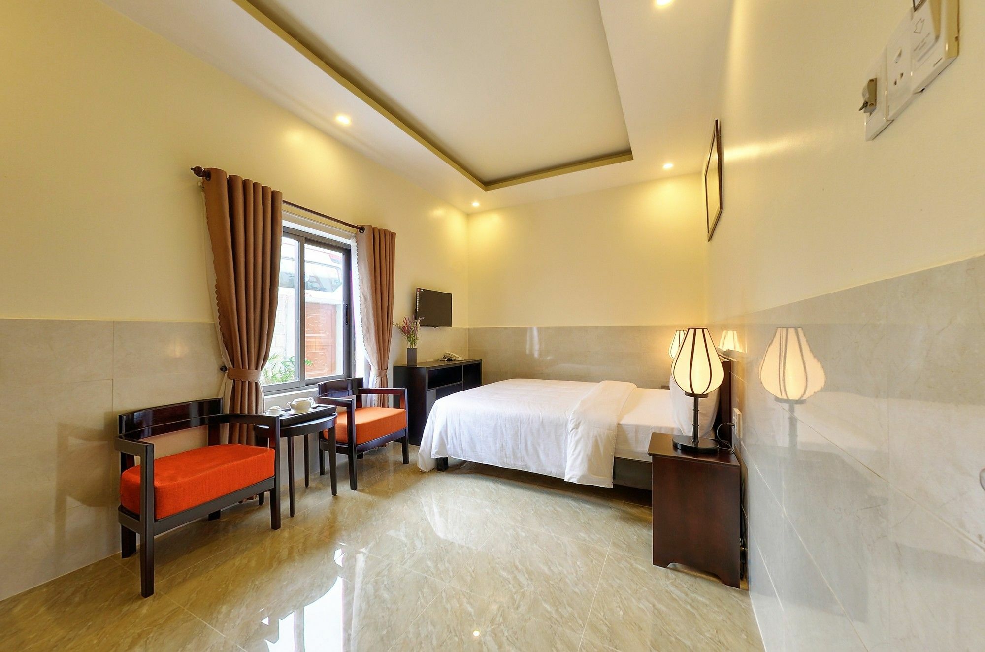 Ivy 3* Hoi An