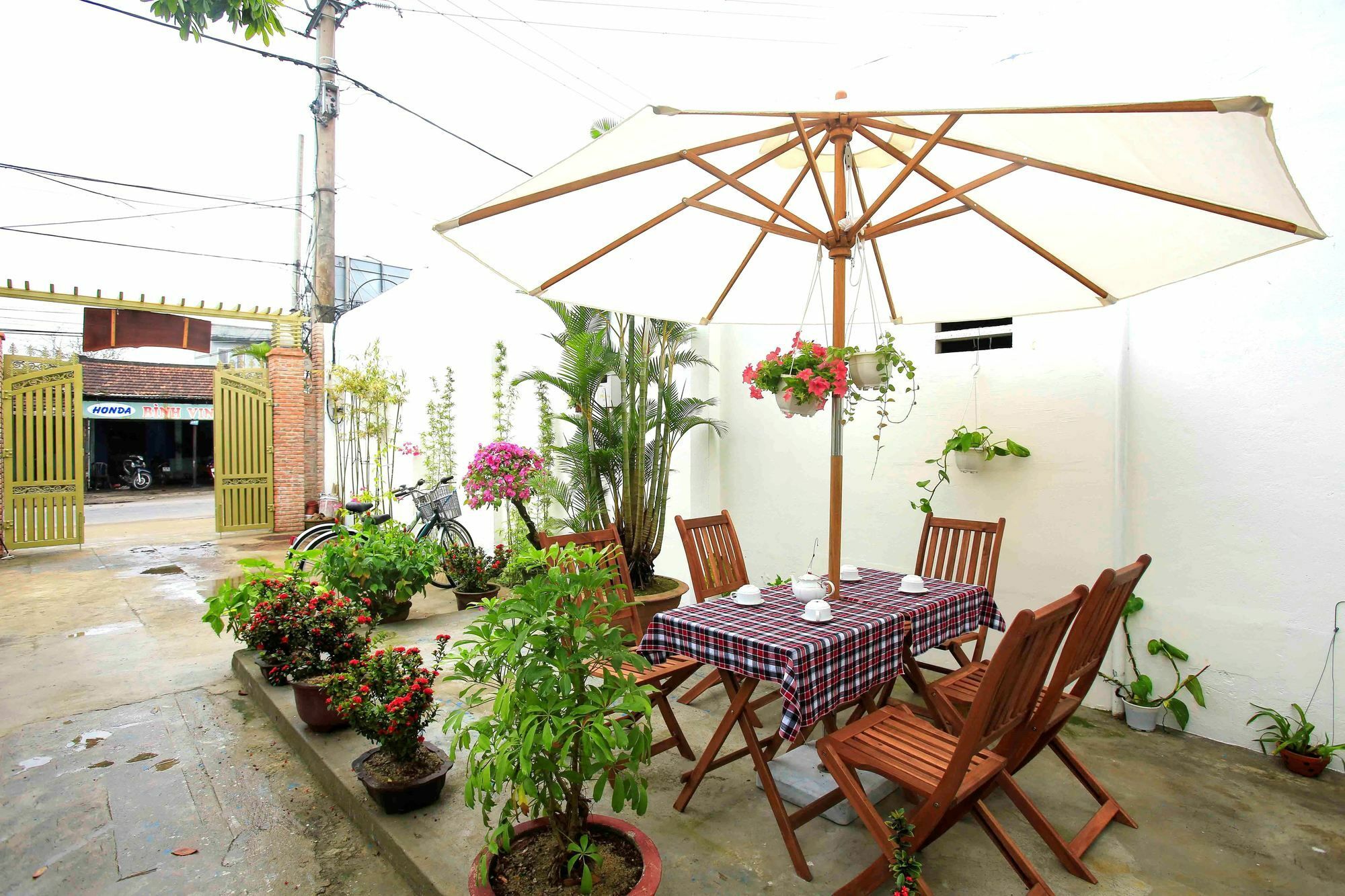 Hoa Thien Hoi An