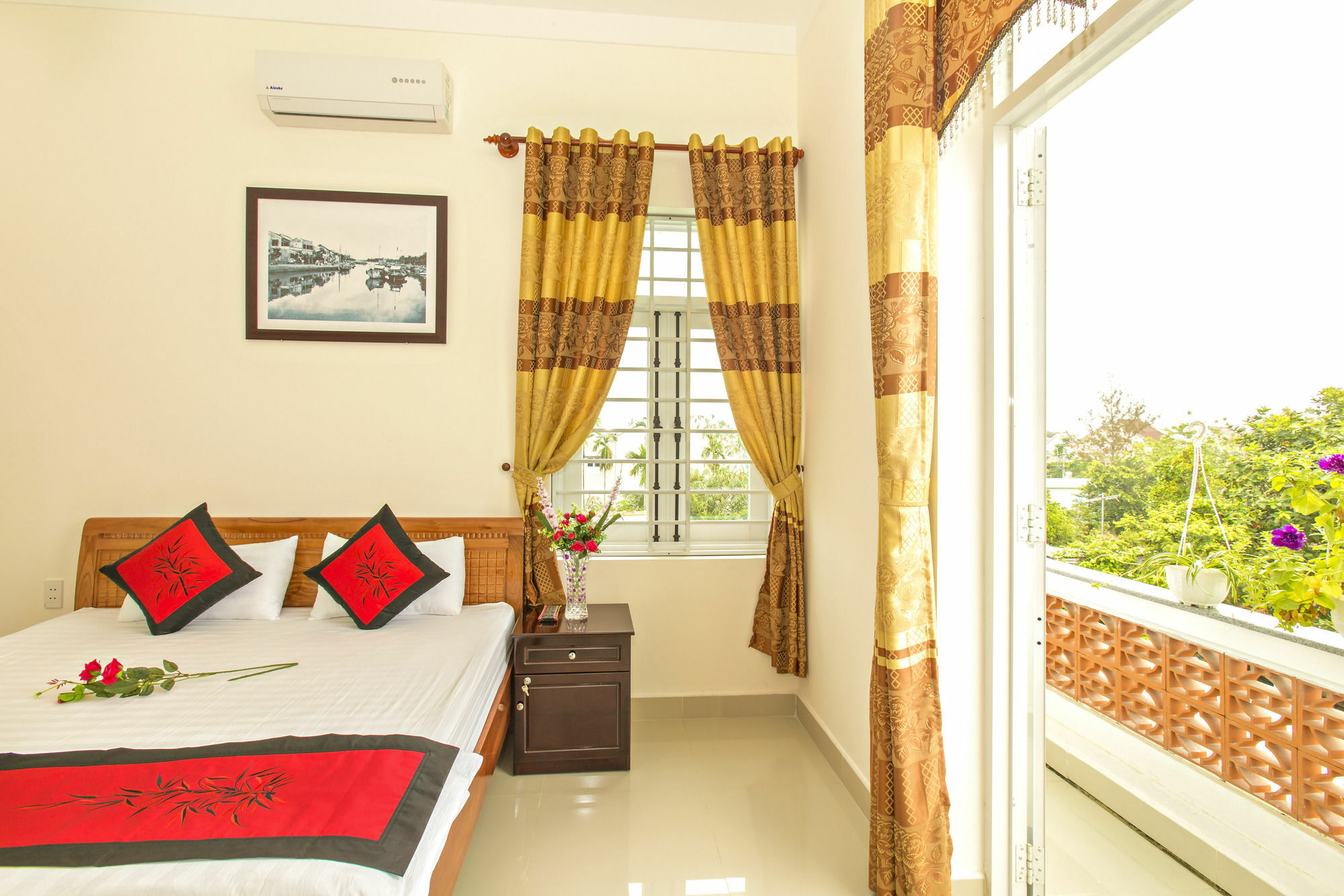 Hoa Thien Hotel 2*