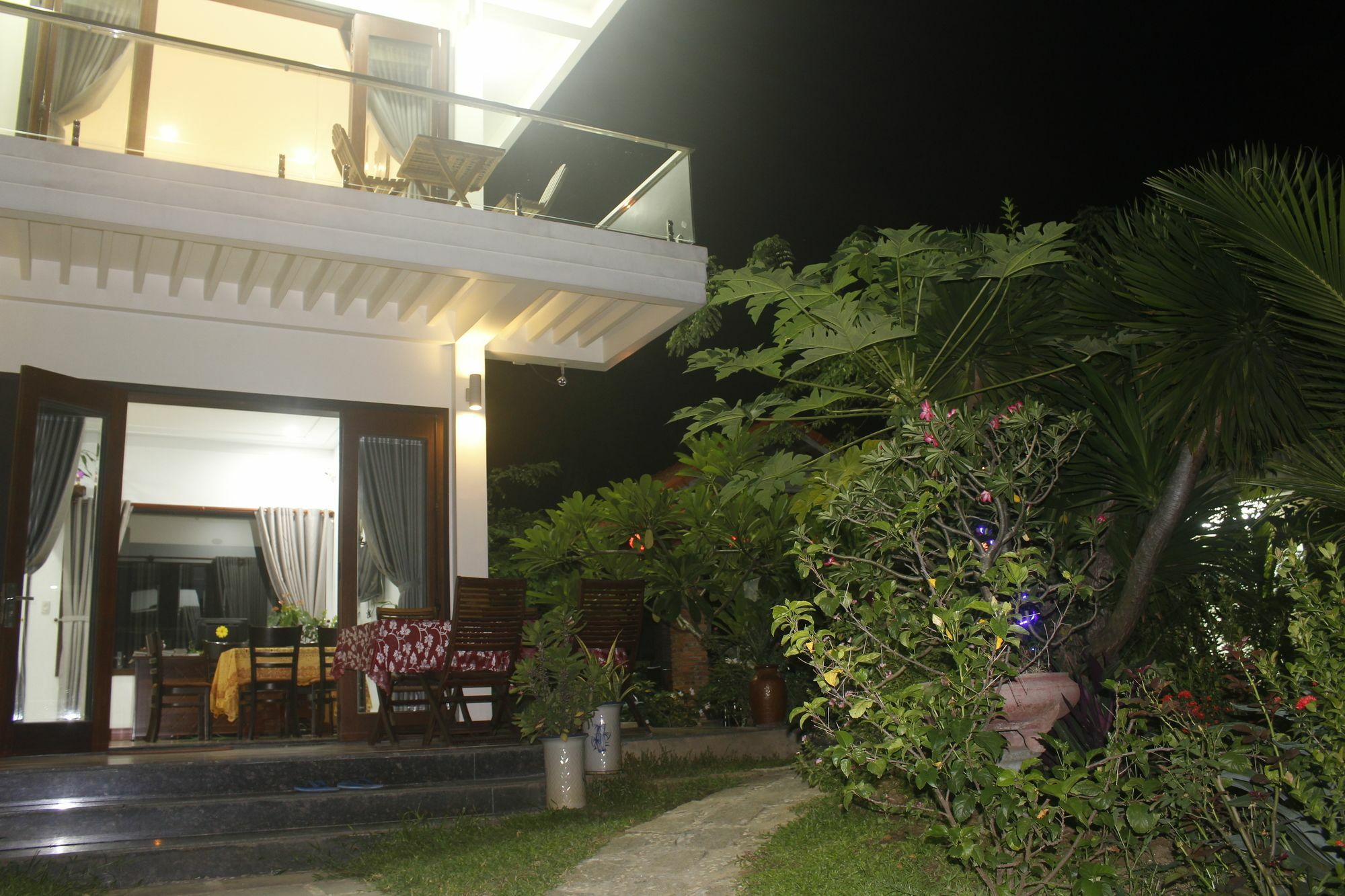 Trust Hotel 2*