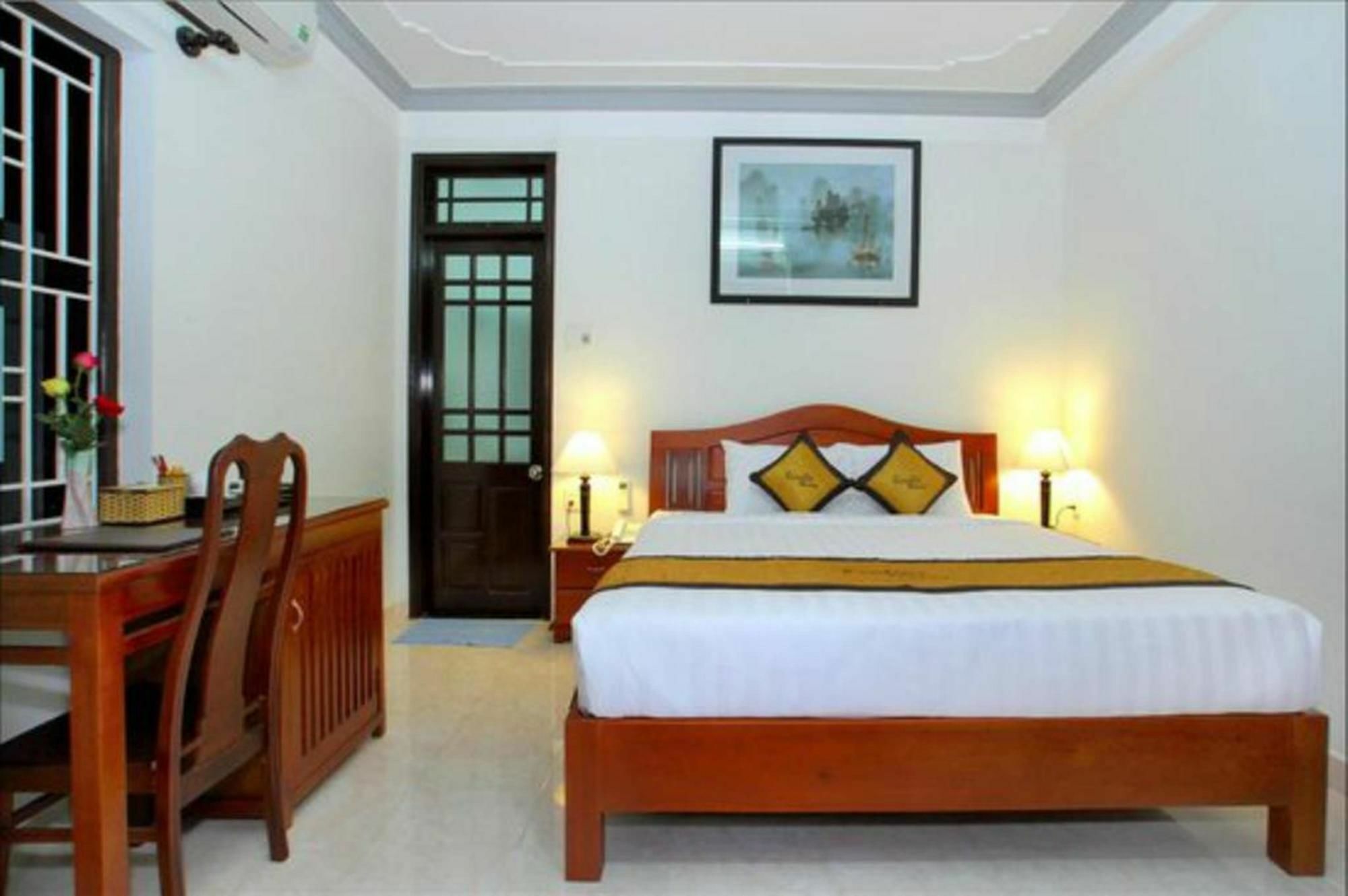 Camellia Homestay *