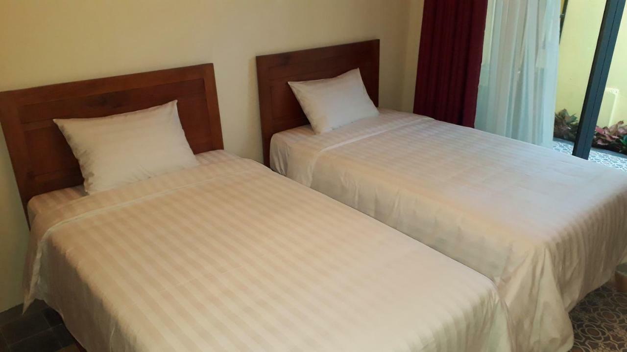 Hotel Pink Tulip Hoi An