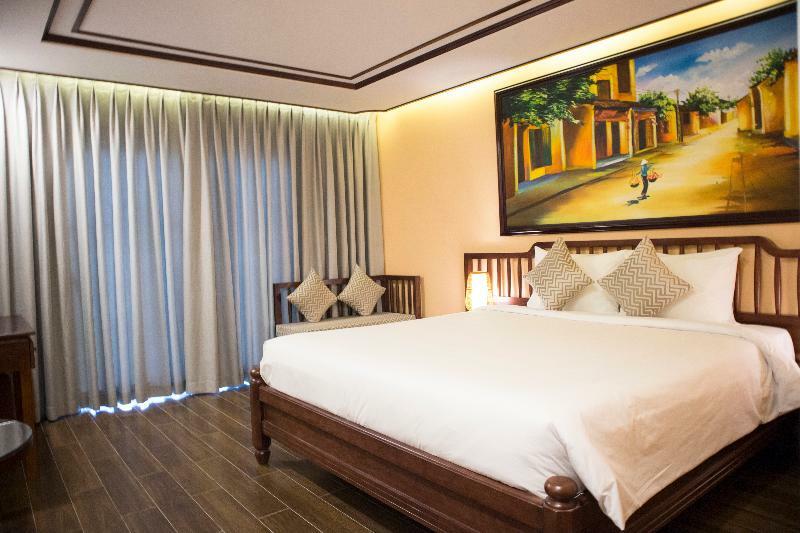 Fivitel Hotel 4*