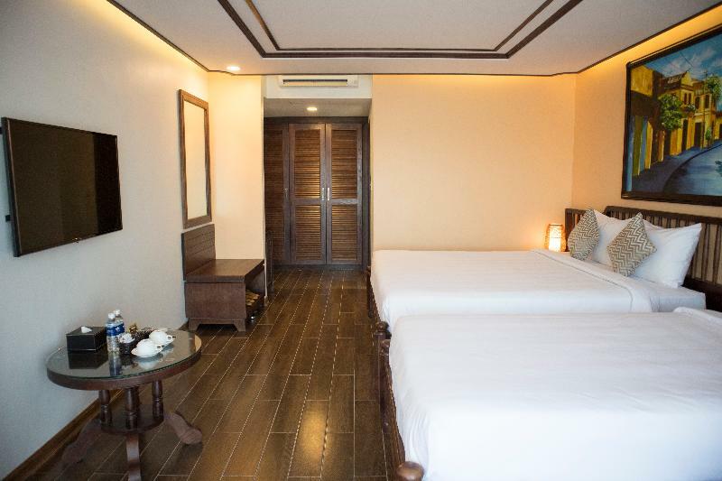 Hotel Fivitel 4*